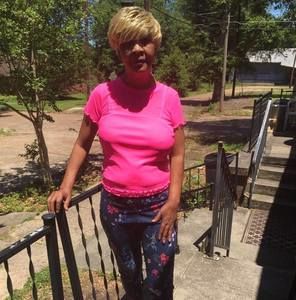 Meet your Posher, Linda